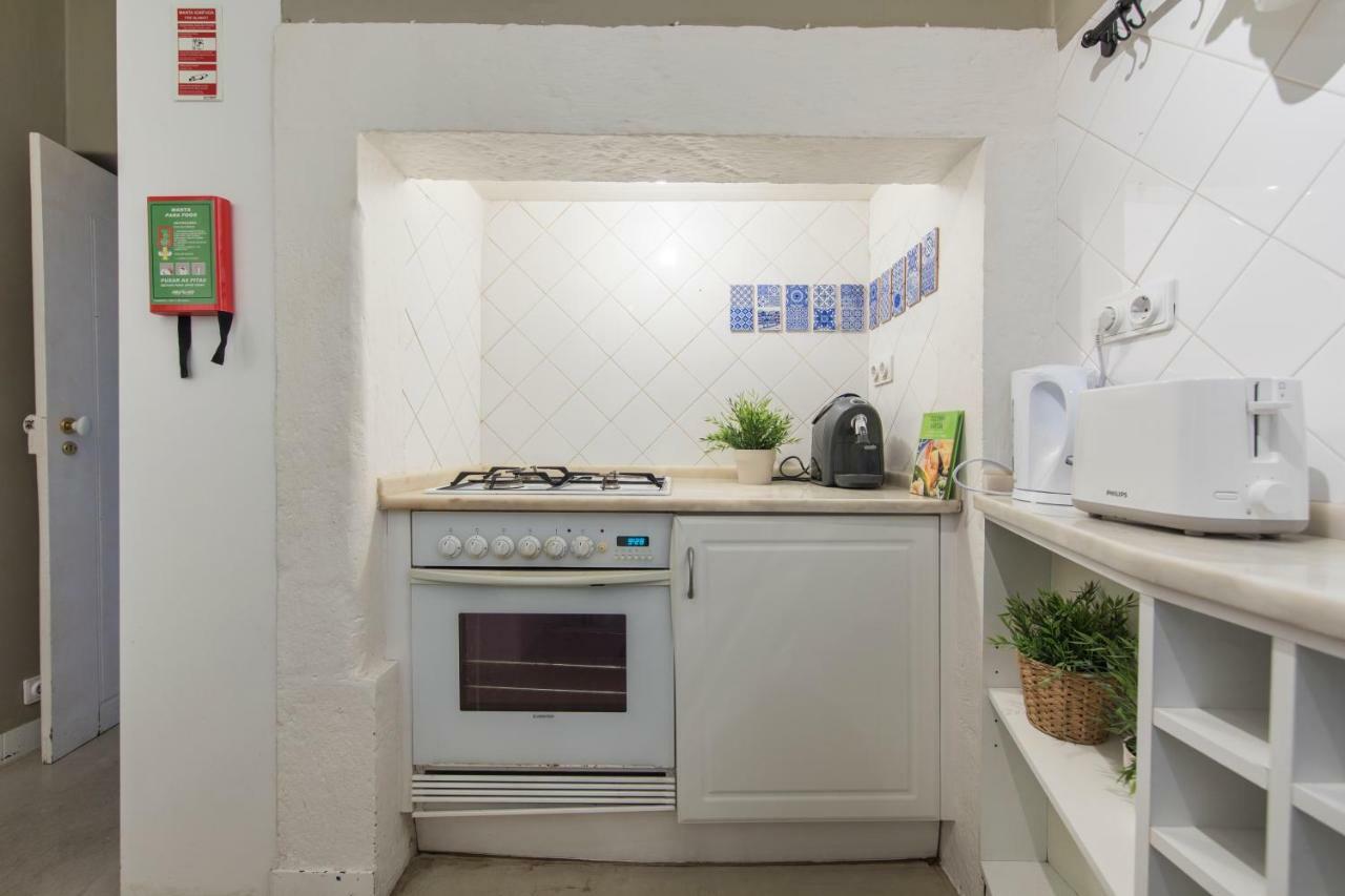Trendy & Lightfull Apartment Lisbona Esterno foto